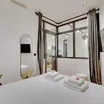 Authentic Apartment - 2Br - 6P - Moulin Rouge