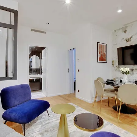 Appartamento Authentic - 2br - 6p - Moulin Rouge *